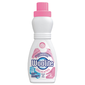Reckitt Benckiser WOOLITE Delicates Laundry Detergent Handwash 16 oz Bottle 12/Carton